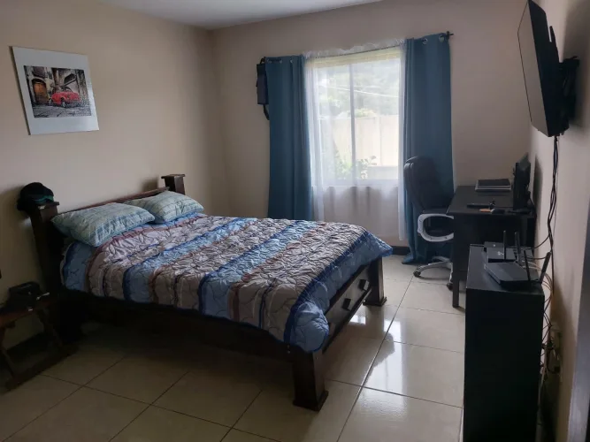 Casa en residencial en Tres Ríos