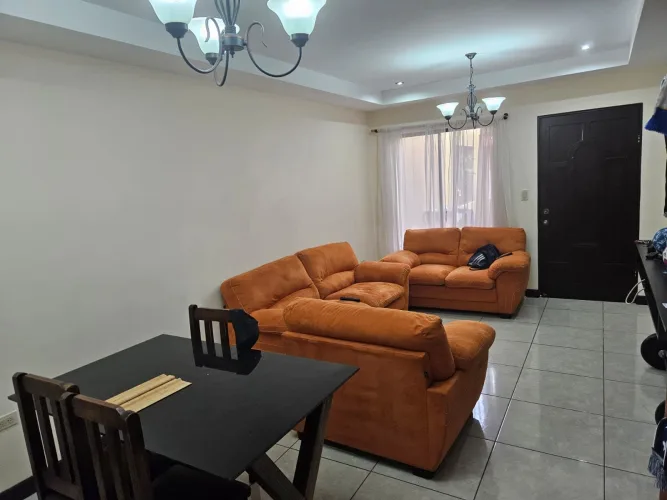 Casa en residencial en Tres Ríos